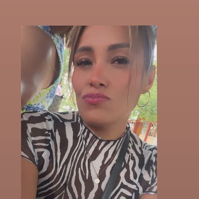 Alejandra (@alejandraxrosas) • Instagram photos and videos